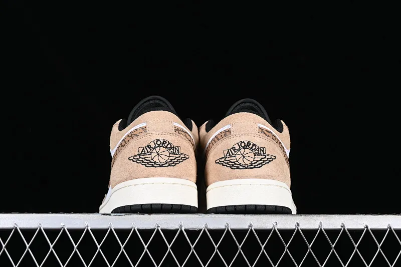 All categories Air Jordan Jordan series basketball shoes Air Jordan 1 Low G version pure original Air Jordan 1 Low AJ1 Joe 1 white and yellow burst pattern low-top cultural casual sneakers DZ4130-201